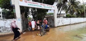 বাগেরহাটের নিম্নাঞ্চল প্লাবিত, সহস্রাধিক পরিবার বিপাকে